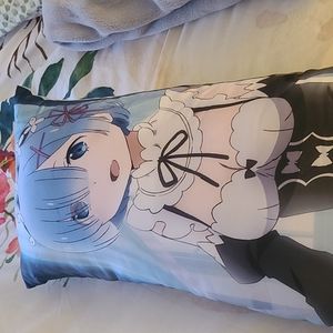 Long body pillow (Anime)